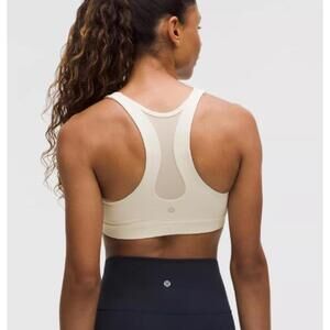 Invigorate Mesh Logo Racerback Bra Medium Support B/C Cup Light Ivory Size 6 NWT